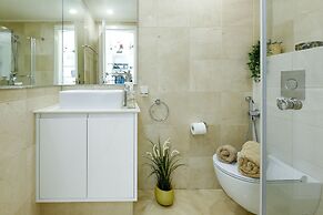 Deluxe 2 Bedroom Apartment in Herzylia