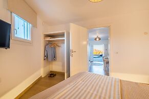 Klimata House - Private Hot Tub Pool & BBQ Villa