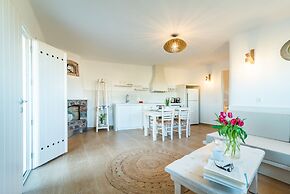 Klimata House - Private Hot Tub Pool & BBQ Villa