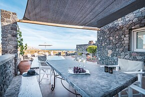 Klimata House - Private Hot Tub Pool & BBQ Villa