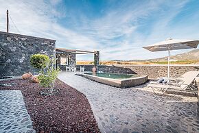 Klimata House - Private Hot Tub Pool & BBQ Villa