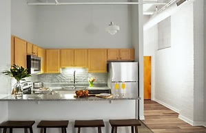 Contemporary 2BR 2BA Apartment In Downtown Indianapolis by CozySuites