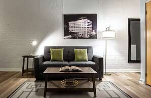 BOLD 2BR/2BA In The Block Apartment by CozySuites