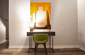 BOLD 2BR/2BA In The Block Apartment by CozySuites