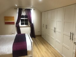 Dungannon 2 Bed Bungalow - Sleeps 5 - Pet Friendly