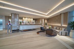 HARRIS Suites Puri Mansion Jakarta