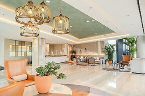 HARRIS Suites Puri Mansion Jakarta