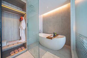 HARRIS Suites Puri Mansion Jakarta