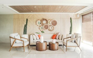 HARRIS Suites Puri Mansion Jakarta