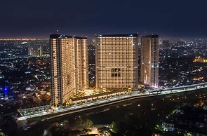 HARRIS Suites Puri Mansion Jakarta