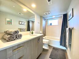 Classy Townhome near Old Town, Breweries, & River!