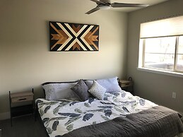 Classy Townhome near Old Town, Breweries, & River!