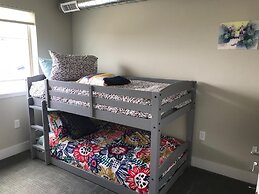 Classy Townhome near Old Town, Breweries, & River!