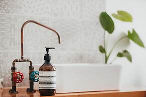 William Arnott Boutique Hotel