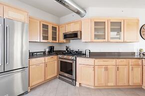 Modern Penthouse on Mass By CozySuites