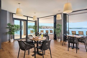 Aminess Style Glamping Villas & Holiday Homes Atea