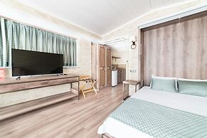 Castle Franco Suites