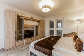 Inndays Apartment on Yasenevo