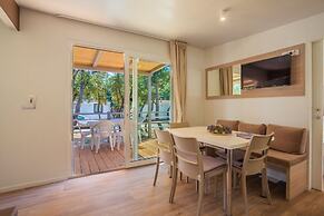 Mobile Homes Delta at Campsite Lopari