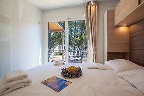 Mobile Homes Delta at Campsite Lopari