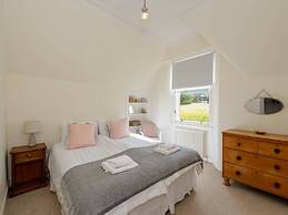 Forthview - Traditional 2 Bedroom Apartment