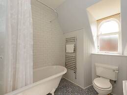 Forthview - Traditional 2 Bedroom Apartment