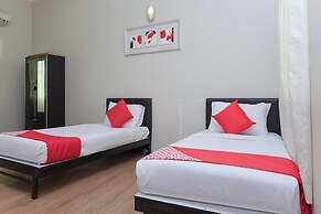 OYO 90080 Kay Inn Kerteh