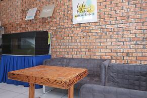 OYO 90080 Kay Inn Kerteh