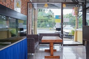 OYO 90080 Kay Inn Kerteh