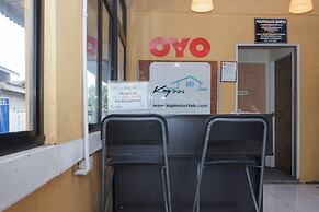 OYO 90080 Kay Inn Kerteh