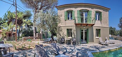 Ouzo Traditional House with private pool