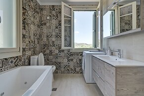 Ouzo Traditional House with private pool