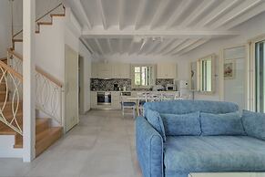 Ouzo Traditional House with private pool