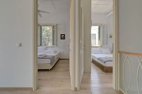 Ouzo Traditional House with private pool