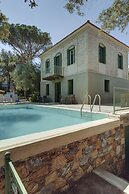 Ouzo Traditional House with private pool