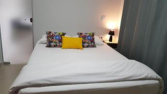 Aero Inn Hotel