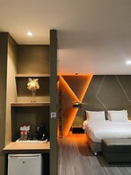 Paradise by CaLia Tarakan