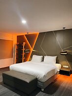 Paradise by CaLia Tarakan