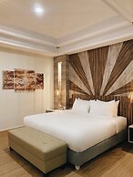 Paradise by CaLia Tarakan