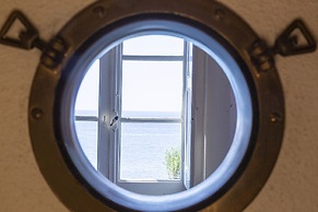 Il Mare di Camogli da un oblò