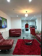 Nice 2 Bed Independent Annex in High Wycombe