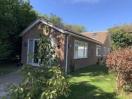 Nice 2 Bed Independent Annex in High Wycombe