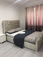 Nice 2 Bed Independent Annex in High Wycombe