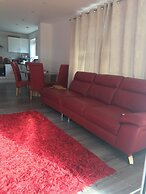 Nice 2 Bed Independent Annex in High Wycombe