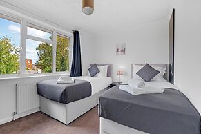 Heathrow Living St Annes Svcs Hse 5 BDRM