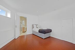 Heathrow Living St Annes Svcs Hse 5 BDRM