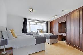 Heathrow Living St Annes Svcs Hse 5 BDRM
