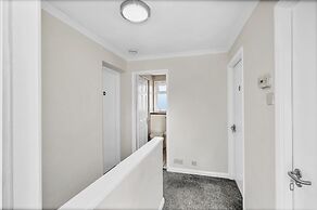 Heathrow Living St Annes Svcs Hse 5 BDRM