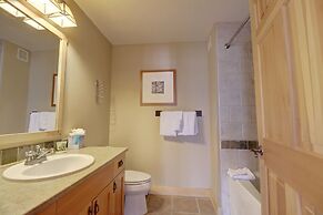 Largest Condo In Passage Point, Vaulted Ceilings, Huge Balcony - PP514