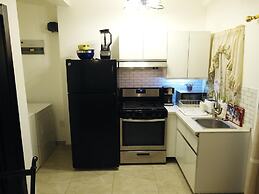 Blue Star Apartments and Hotel